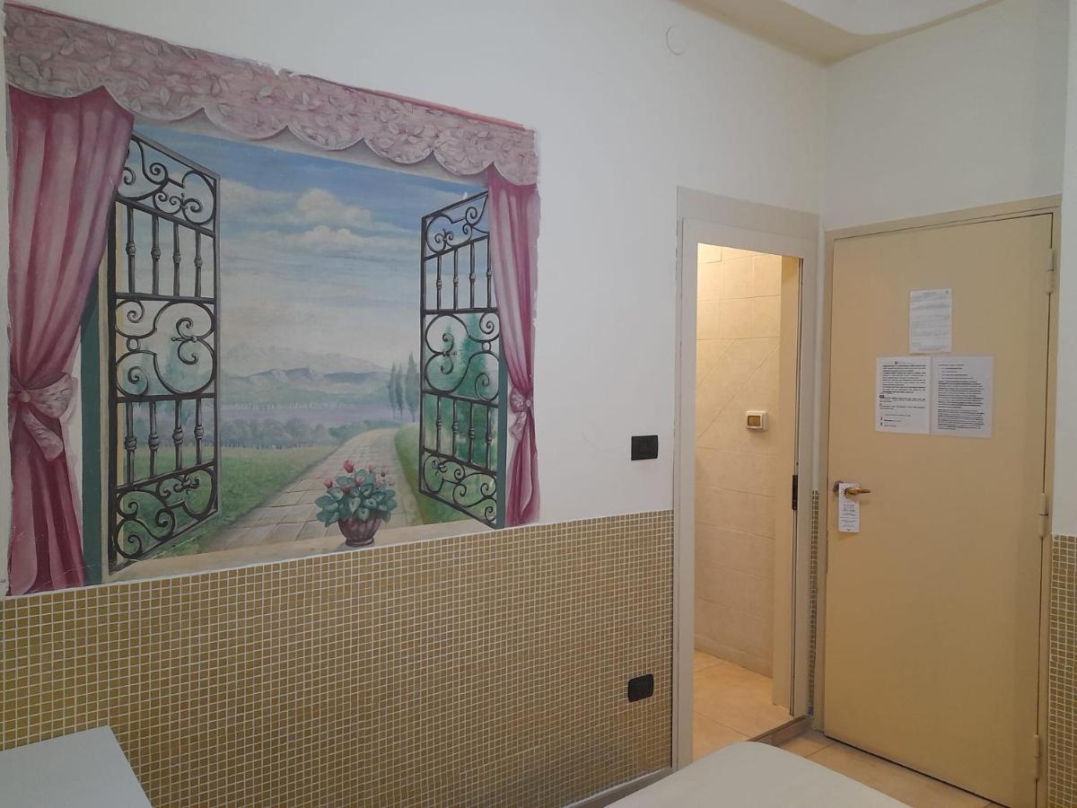 Hotel Vittorio Veneto Napoli Esterno foto