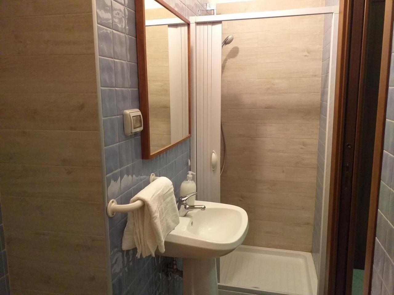 Hotel Vittorio Veneto Napoli Esterno foto