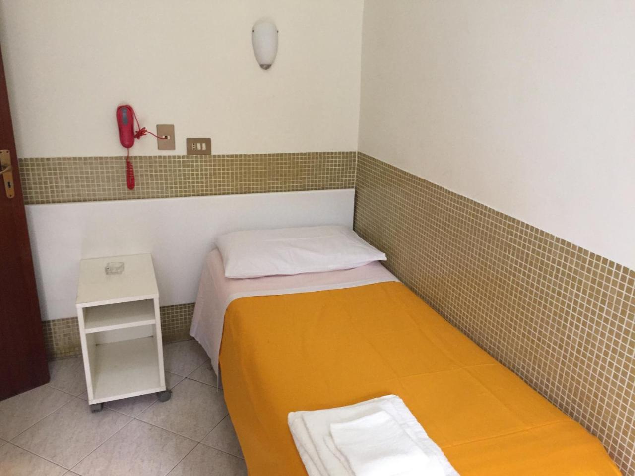 Hotel Vittorio Veneto Napoli Esterno foto